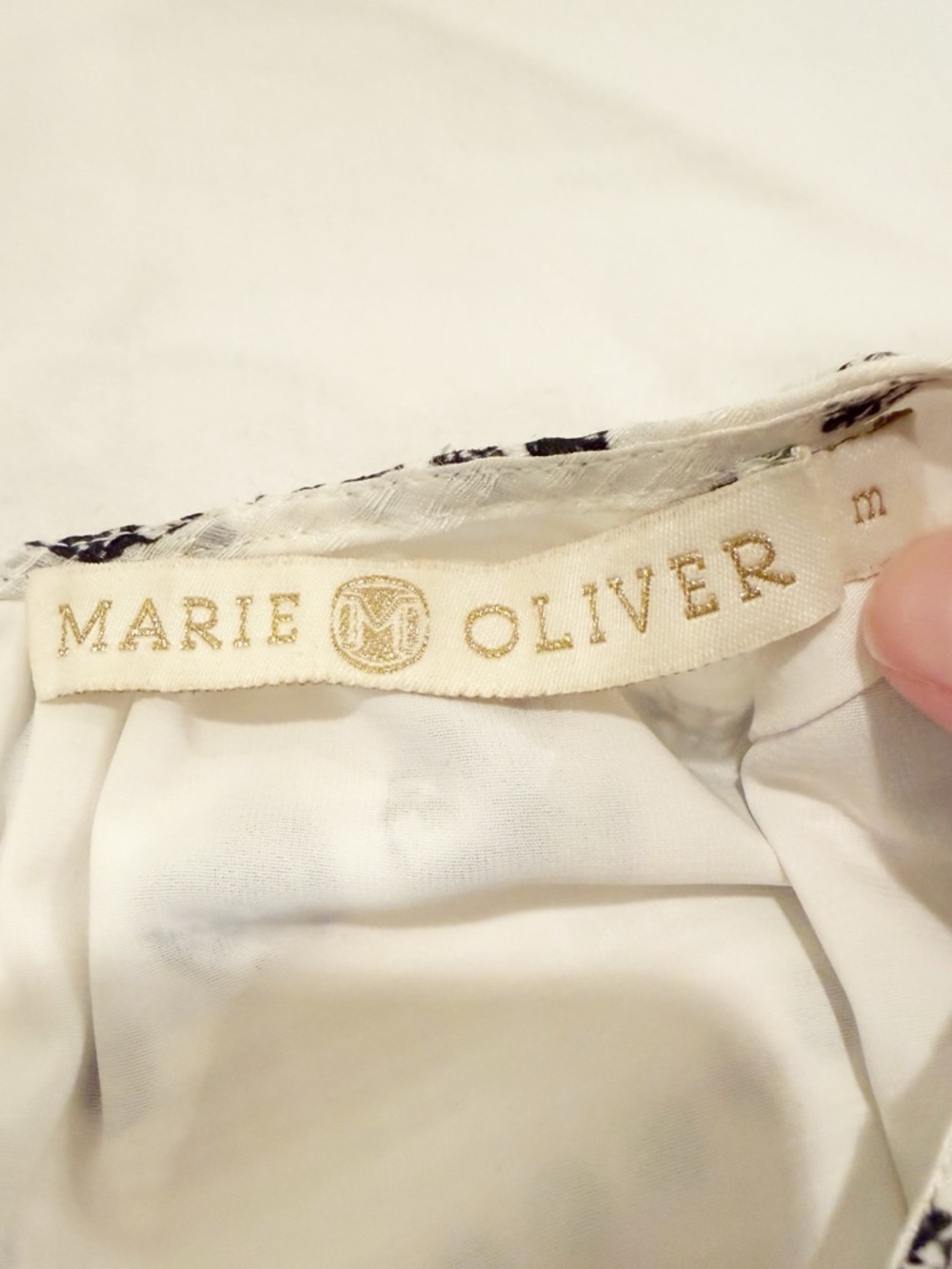 Marie Oliver Linen Blend Puff-Sleeve Harley Blouse - Picture 5 of 7